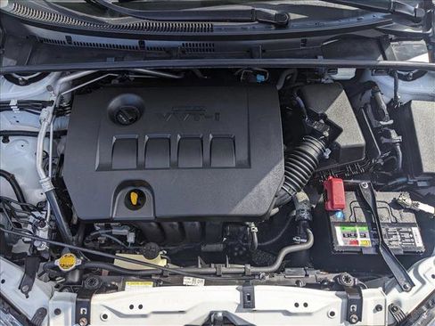 Used 2017 Toyota Corolla SE image 21