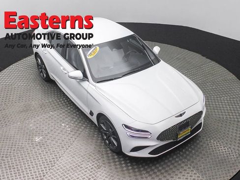 Used 2025 Genesis G70 2.5T RWD image 3