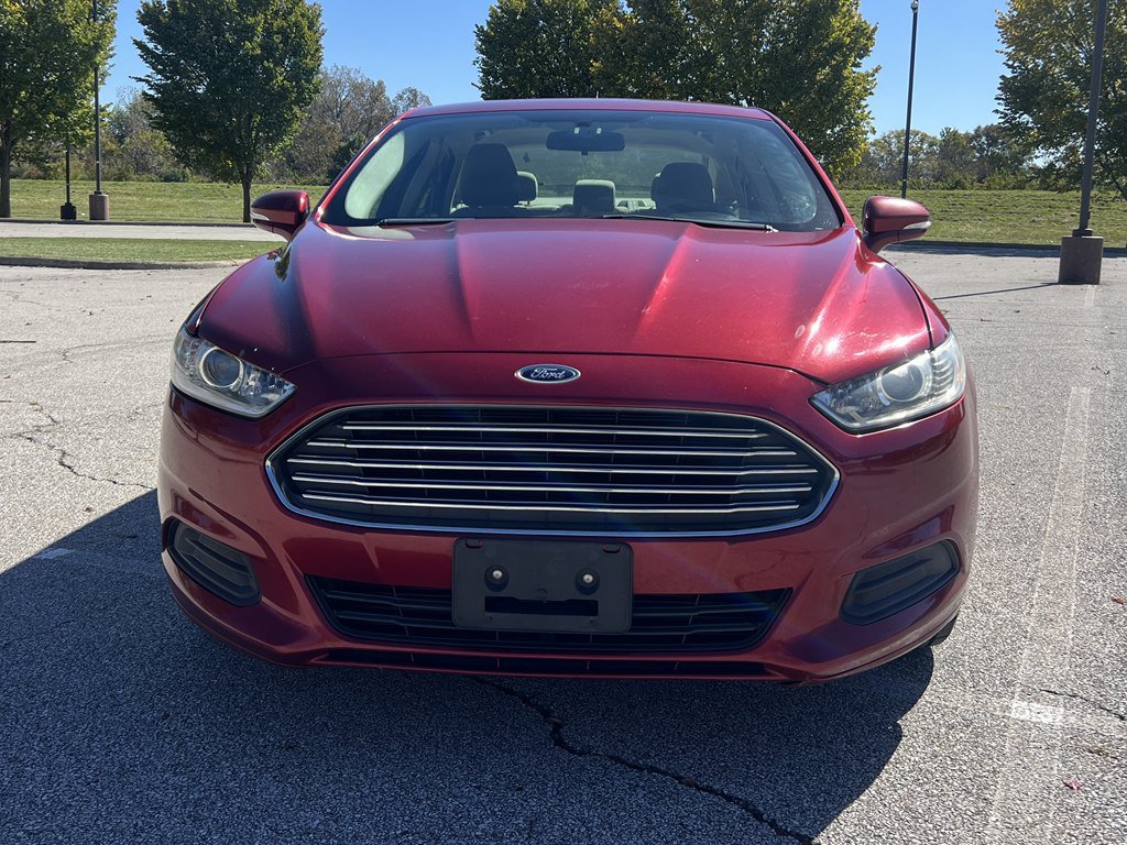 Used 2014 Ford Fusion SE FWD image 8
