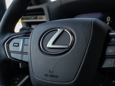 Used 2025 Lexus GX 550 550 Luxury+ HUD Traffic Jam As w/ Accessory Package (2T) image 48