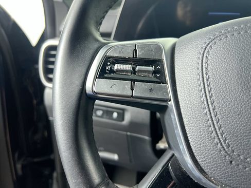 Certified 2024 Kia Telluride EX w/ EX Captain's Chair Package FWD image 16