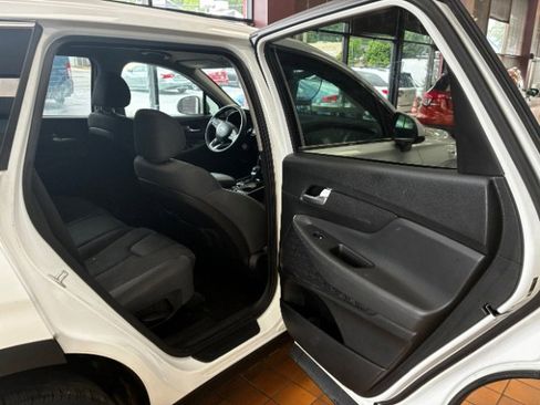 Used 2019 Hyundai Santa Fe SE FWD image 25