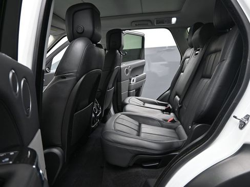 Used 2018 Land Rover Range Rover Sport HSE AWD/4WD image 15