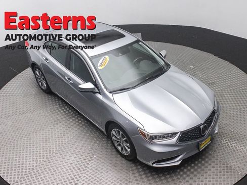 Used 2020 Acura TLX FWD image 3