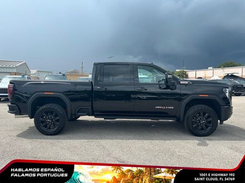 New 2026 GMC Sierra 2500 AT4 w/ AT4 Premium Plus Package AWD/4WD image 8