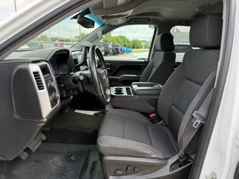 Used 2017 GMC Sierra 1500 SLE w/ SLE Value Package AWD/4WD image 11