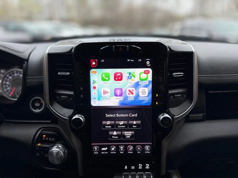 Used 2019 RAM 1500 Laramie image 17