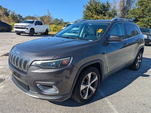 Used 2020 Jeep Cherokee Limited image 8