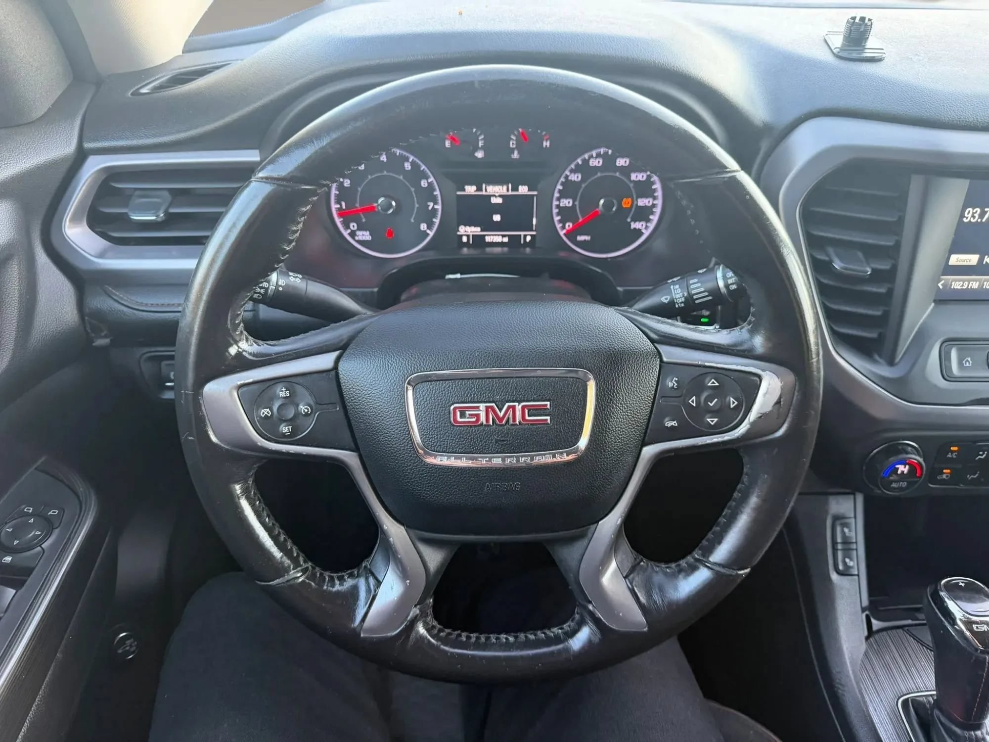 Used 2019 GMC Acadia SLE w/ Driver Alert Package I AWD/4WD image 12
