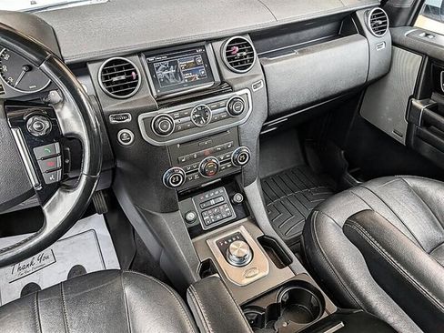 Used 2016 Land Rover LR4 HSE image 23