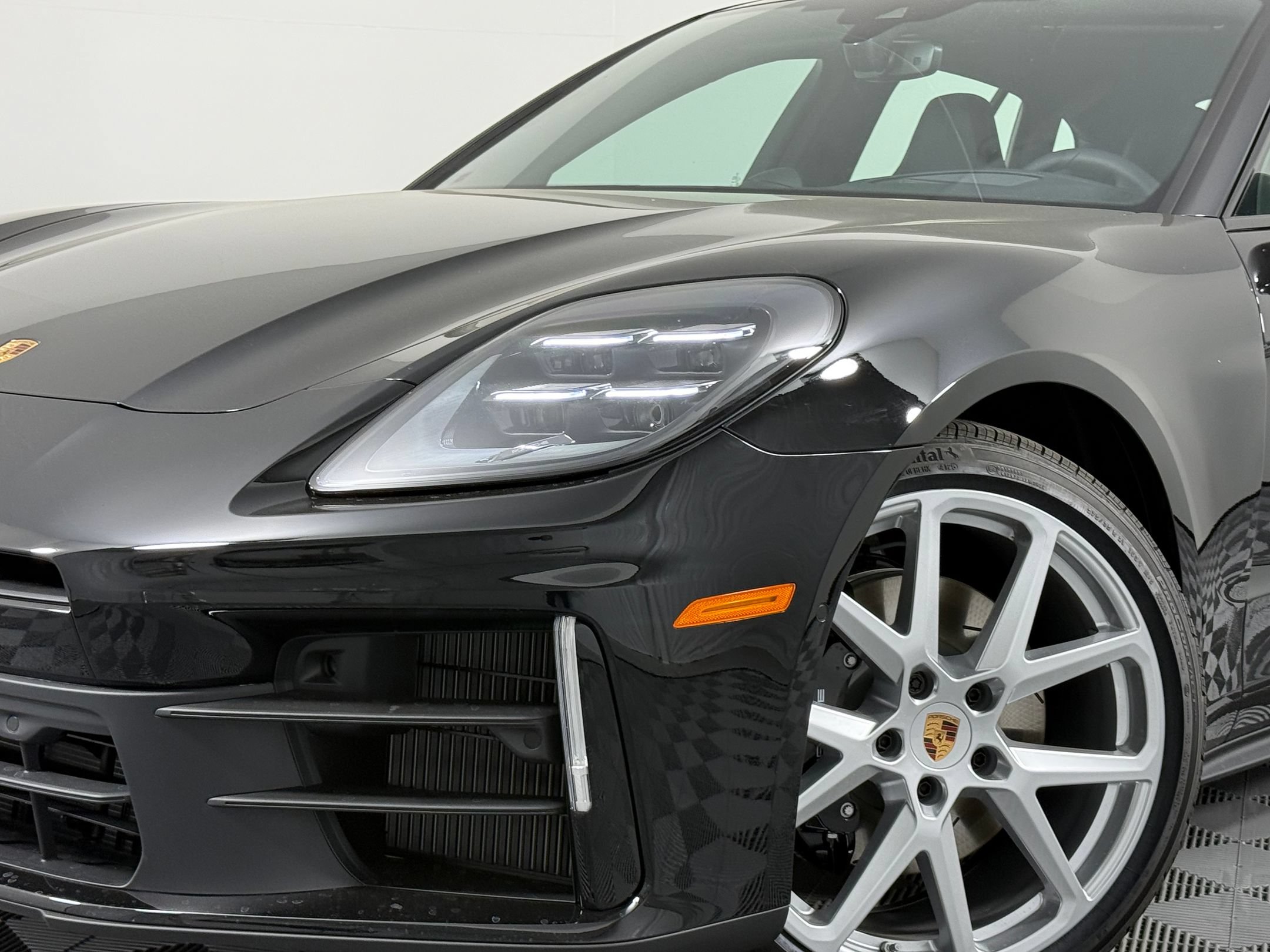 Certified 2026 Porsche Panamera 4 AWD/4WD image 11