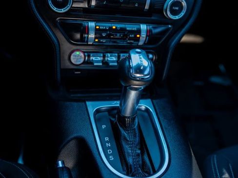 Used 2018 Ford Mustang EcoBoost w/ Equipment Group 101A image 27