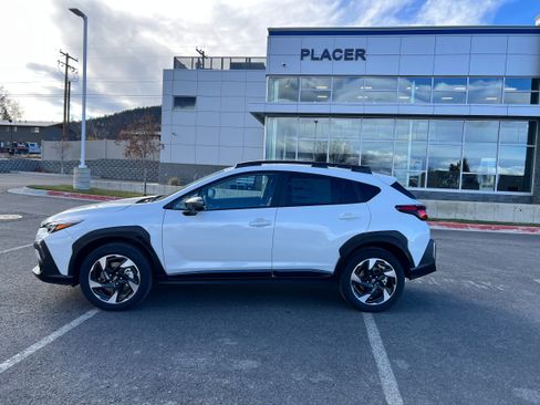 New 2025 Subaru Crosstrek 2.5i Limited image 2