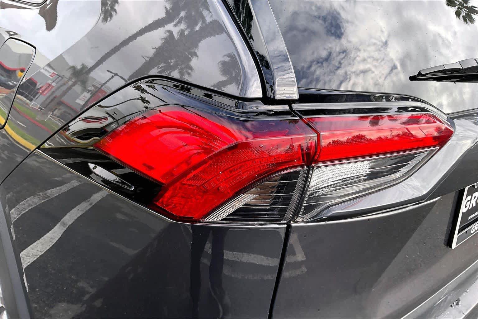 Used 2024 Toyota RAV4 LE AWD/4WD image 26