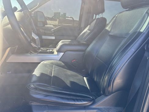 Used 2018 Ford F250 Lariat w/ Lariat Ultimate Package image 5
