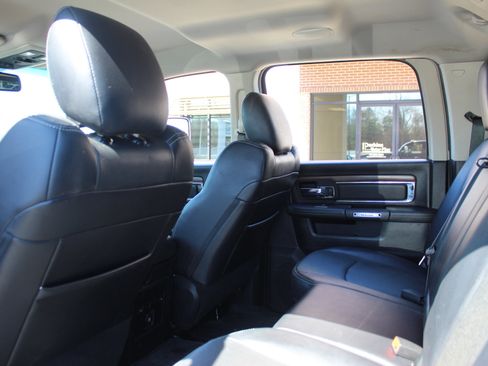 Used 2017 RAM 2500 Laramie w/ Convenience Group image 29