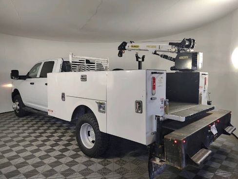 Used 2024 RAM 3500 Tradesman AWD/4WD image 9