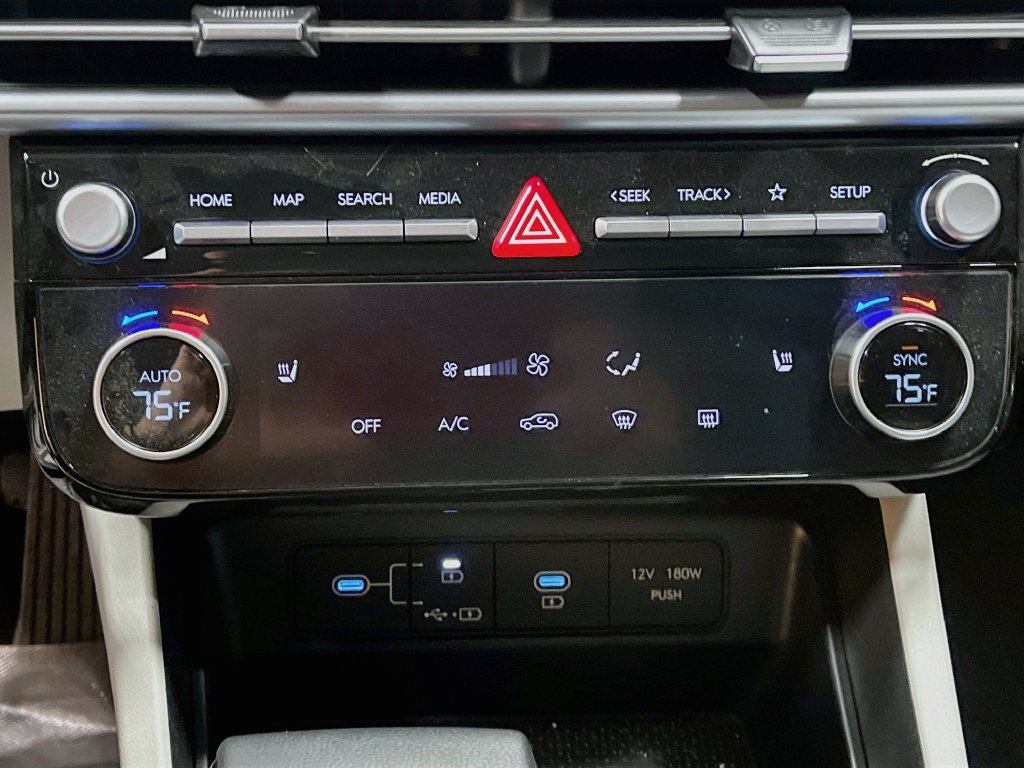 Used 2026 Hyundai Tucson SEL Plus FWD image 16
