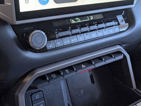 Used 2025 Toyota Sequoia Limited image 23