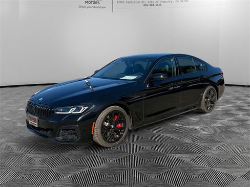 Used 2023 BMW 540i w/ M Sport Package image 1