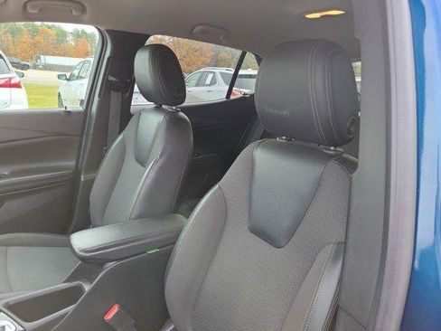 Used 2021 Buick Encore GX Preferred w/ Cold Weather Comfort Package image 17