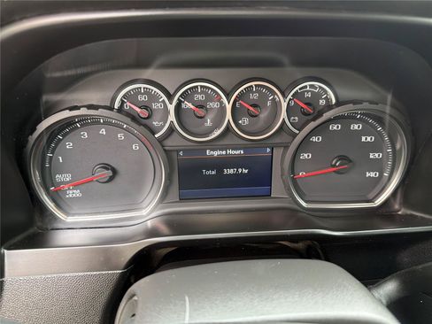 Used 2021 Chevrolet Silverado 1500 LT Trail Boss w/ Convenience Package II AWD/4WD image 12