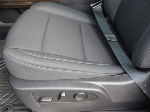 Certified 2024 Chevrolet Silverado 1500 LT Trail Boss image 18