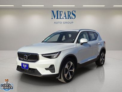 Certified 2025 Volvo XC40 B5 Core