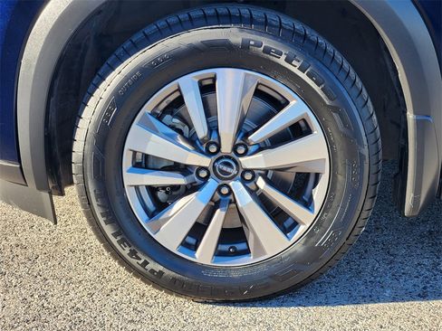 Used 2022 Nissan Pathfinder SL image 7