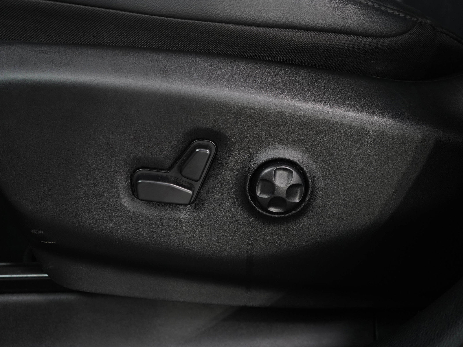 Used 2025 Chrysler Pacifica Select FWD image 29