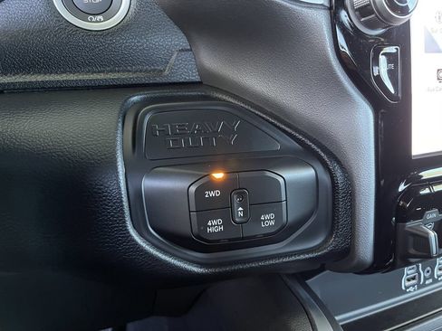 New 2026 RAM 2500 Big Horn AWD/4WD image 19