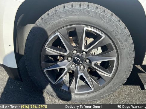 Used 2017 GMC Yukon XL Denali w/ Open Road Package image 10