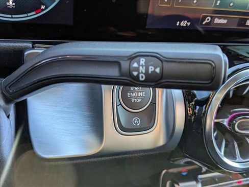 Certified 2023 Mercedes-Benz GLB 250 image 12