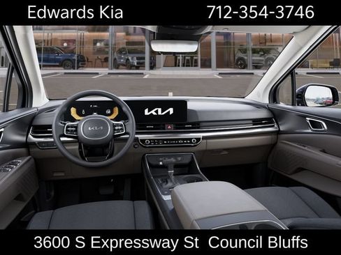 New 2026 Kia Carnival LX FWD image 17