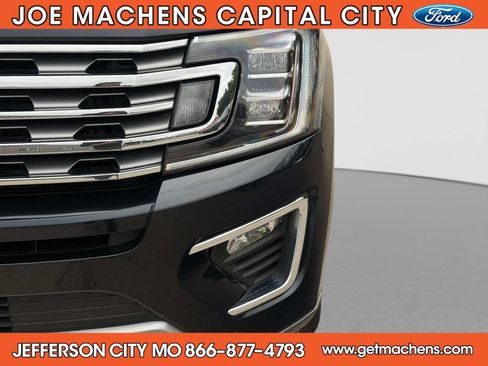 Used 2021 Ford Expedition Max Limited AWD/4WD image 10