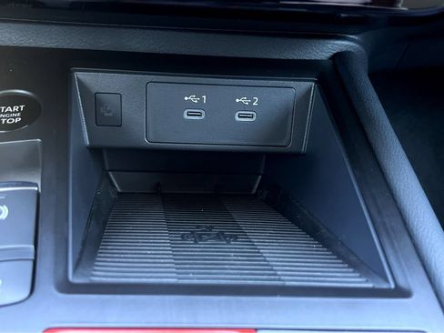 Used 2025 Nissan Kicks SR FWD image 27