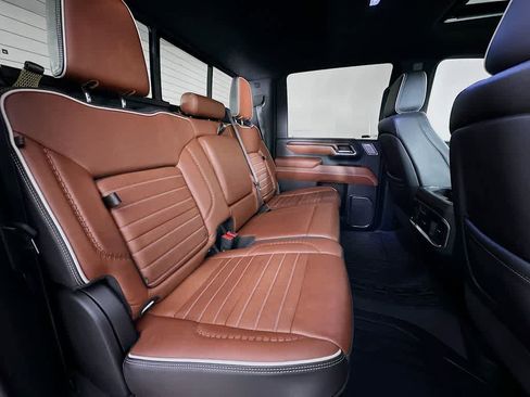 Used 2024 GMC Sierra 2500 Denali Ultimate image 34