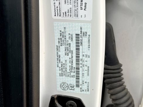 Used 2020 Ford F150 XLT w/ Equipment Group 302A Luxury AWD/4WD image 42