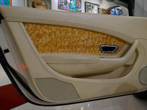 Used 2013 Bentley Continental GT image 23