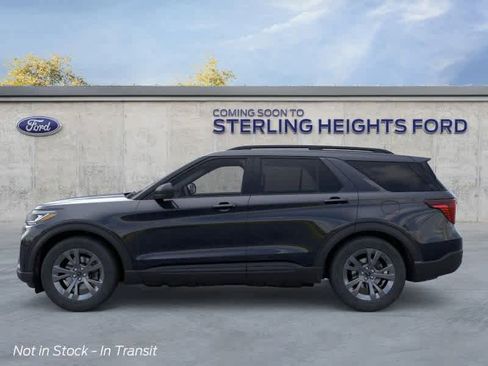 New 2026 Ford Explorer Active w/ Active Comfort Package image 3