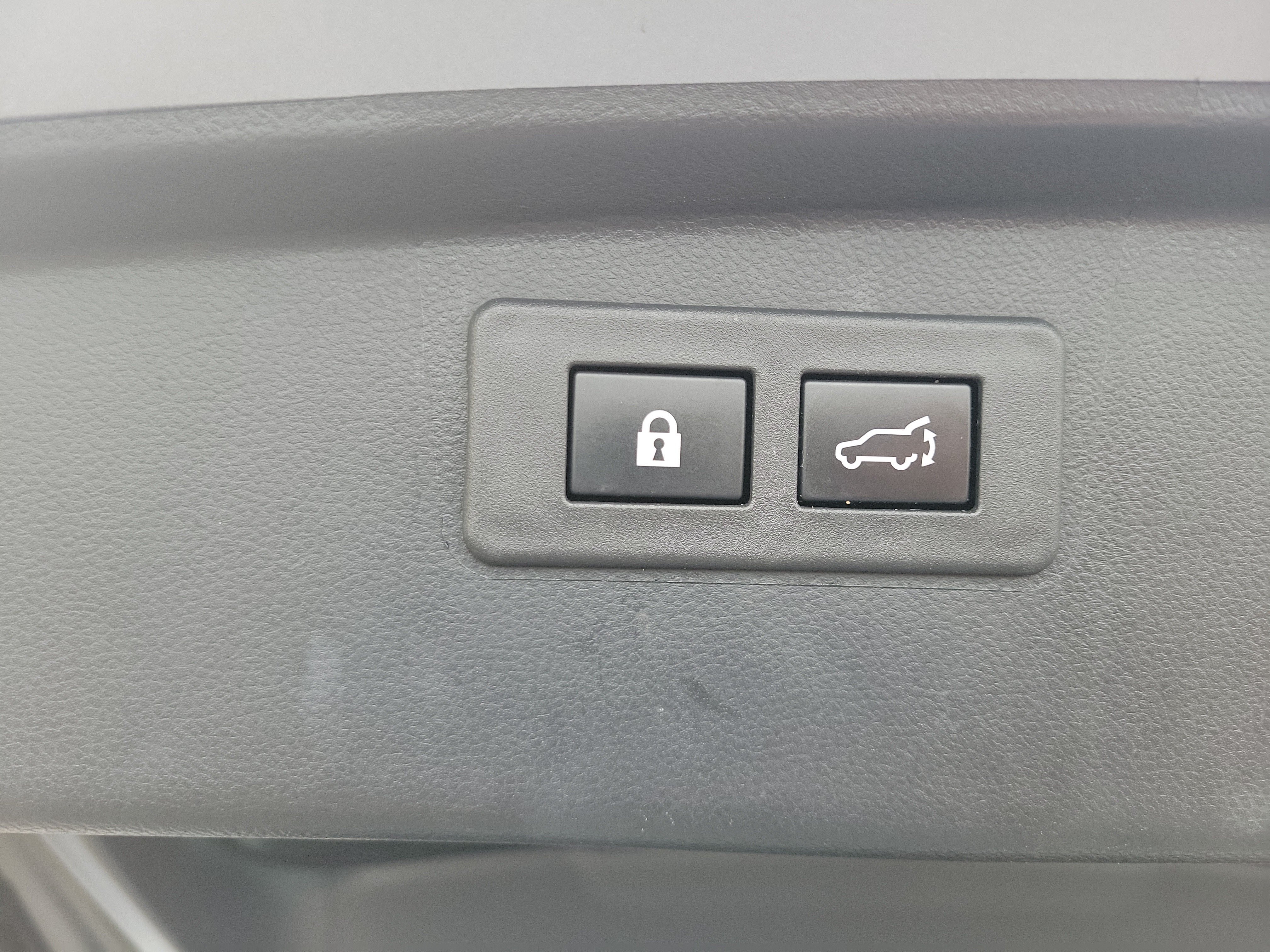 Certified 2024 Subaru Outback Limited AWD/4WD image 11