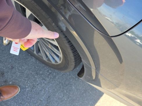 Used 2024 Hyundai Palisade Calligraphy image 3