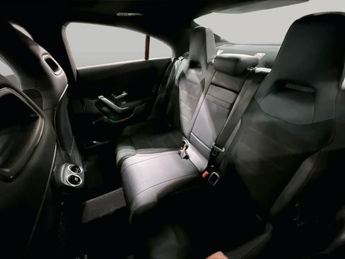 Used 2023 Mercedes-Benz CLA 250 4MATIC image 21