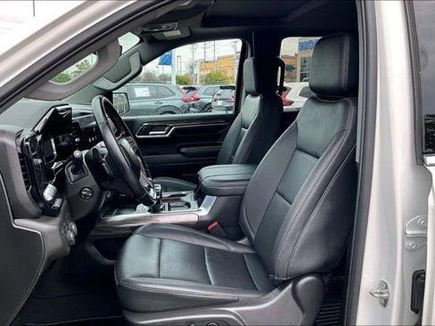 Used 2024 Chevrolet Silverado 1500 LTZ w/ Technology Package AWD/4WD image 18
