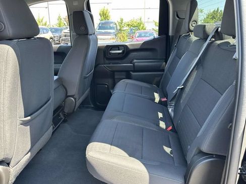 Certified 2022 Chevrolet Silverado 1500 Custom AWD/4WD image 18