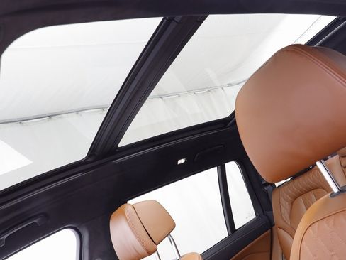 Certified 2025 BMW X7 M60i image 14