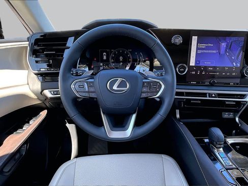 Used 2024 Lexus RX 350 FWD w/ Technology Package image 5