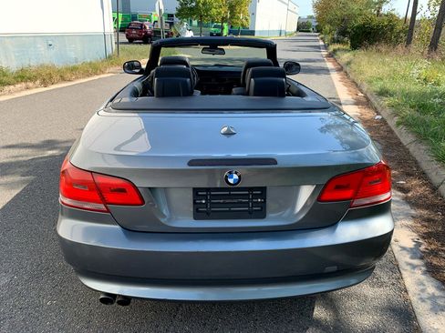 Used 2010 BMW 328i Convertible image 9