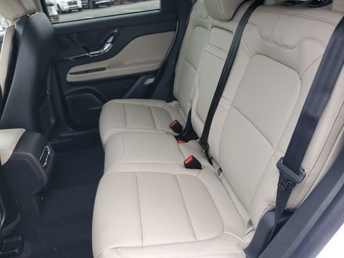 New 2026 Lincoln Corsair Premiere image 28