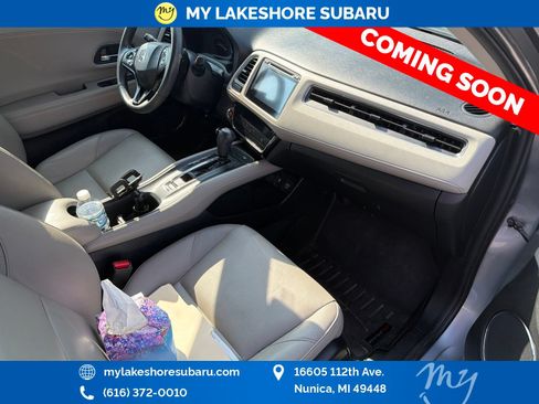 Used 2018 Honda HR-V EX-L image 11